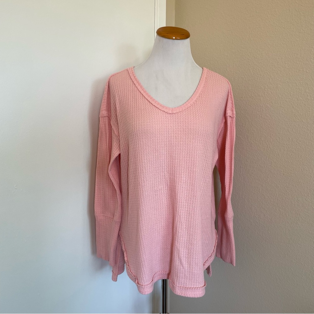 5 FOR $25 SALE 💗 Pink V-Neck Waffle Knit Sweater Top